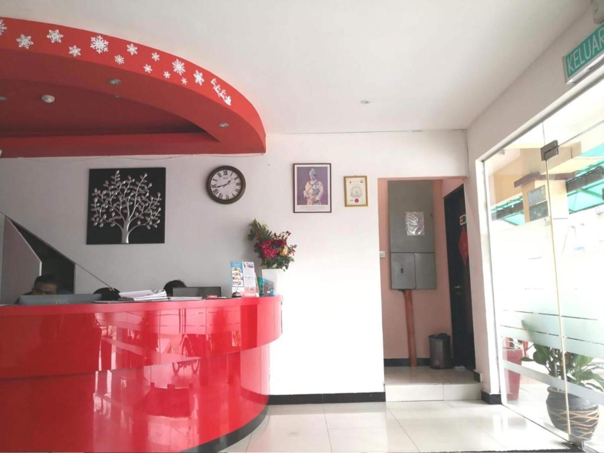 Oyo 91087 Hotel Dspark Port クラン エクステリア 写真